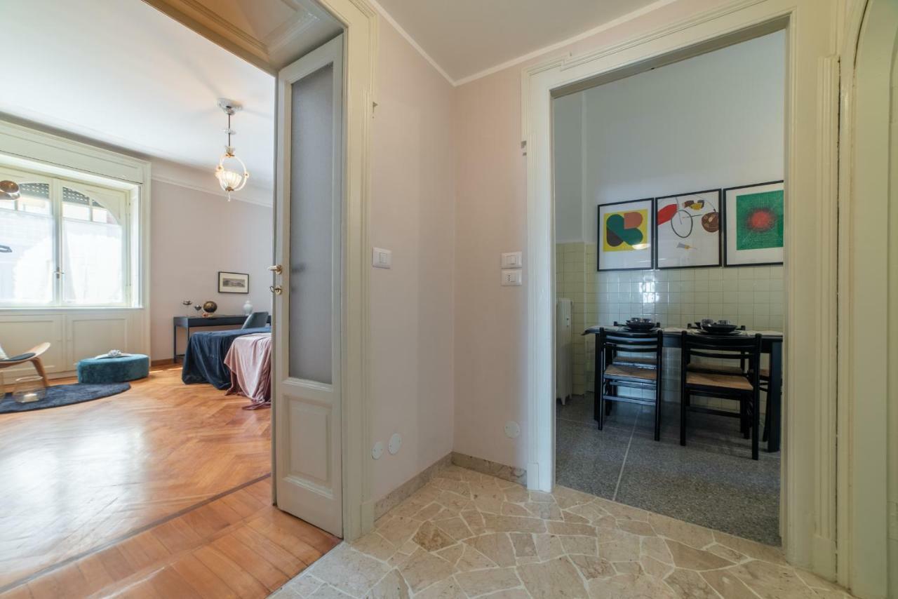Joivy Sophisticated 3-bed Flat With Desk Apartment Mailand